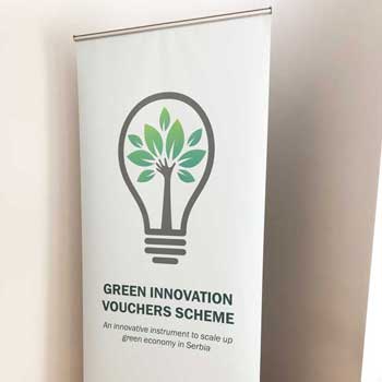 Roll up baner Green Innovation